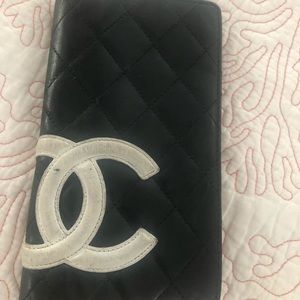 LAST CHANCE~ Chanel Bifold Wallet